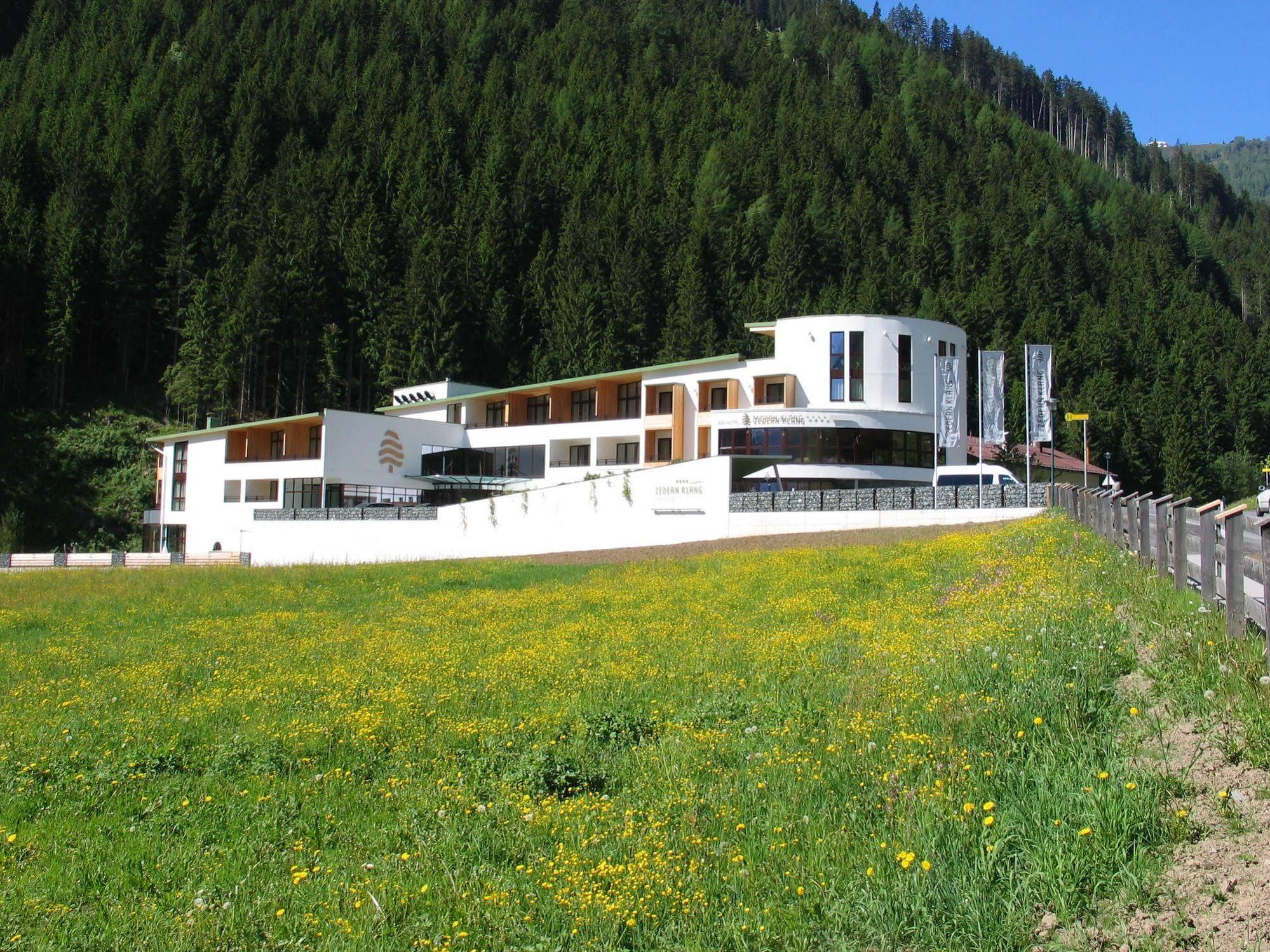 Spa Hotel Zedern Klang Hopfgarten in Defereggen Zewnętrze zdjęcie