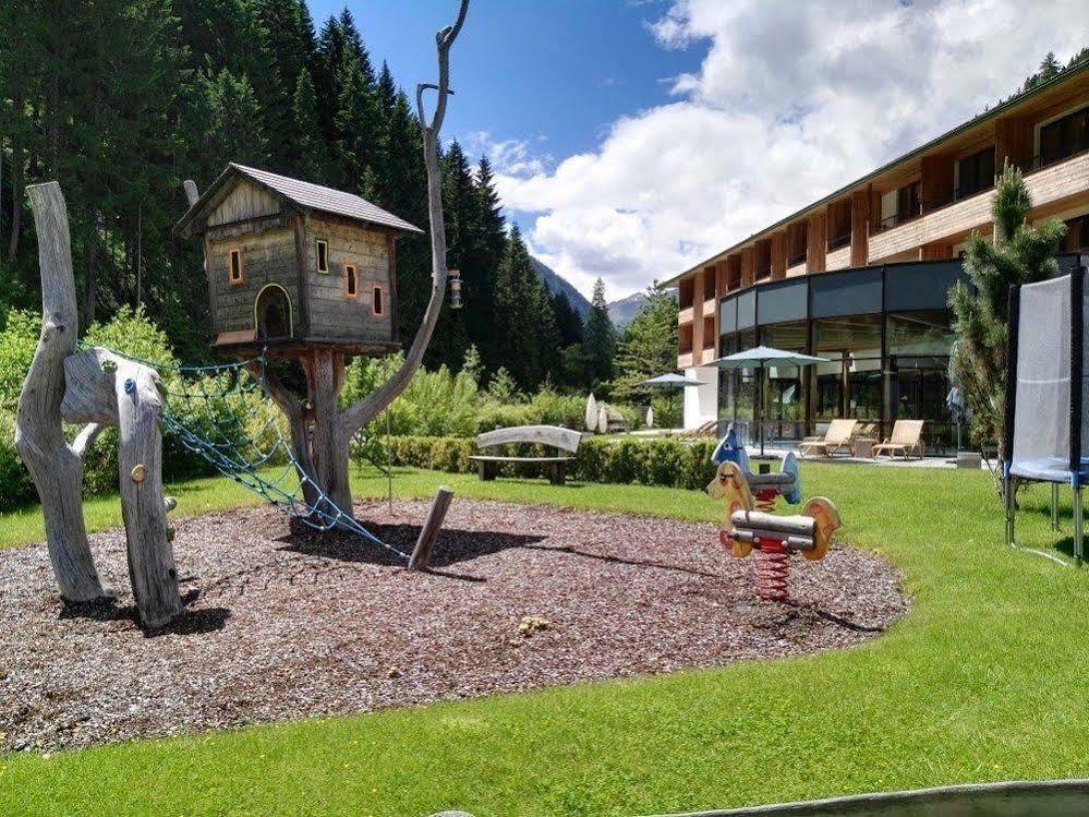 Spa Hotel Zedern Klang Hopfgarten in Defereggen Zewnętrze zdjęcie
